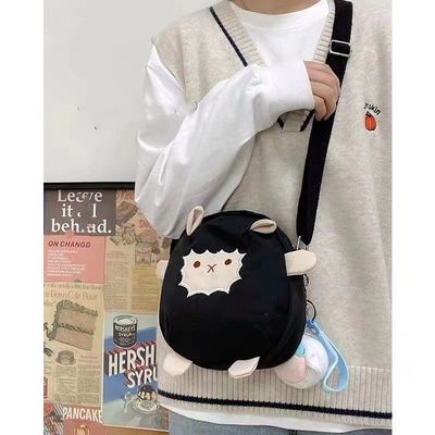 Borsa da 3 tasche con materiale di nylon e chiusura a cerniera